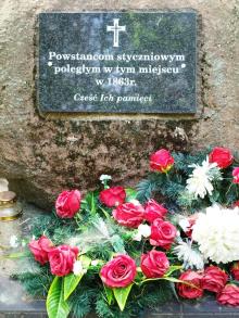 Obchody 160. rocznicy Bitwy pod Radzanowem w Nadleśnictwie Dobieszyn